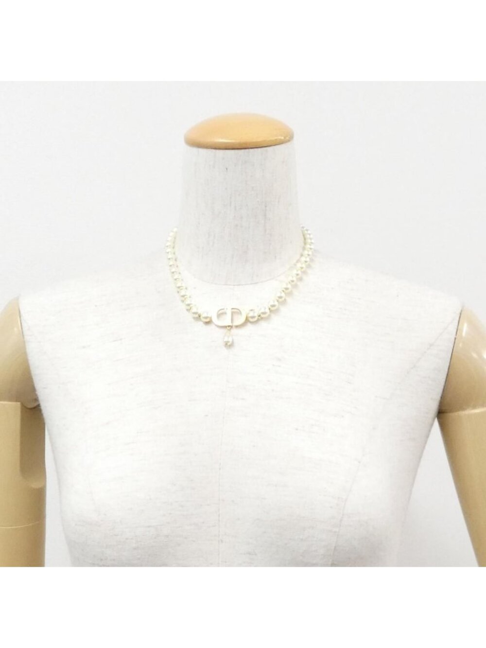 Dior 30 Montaigne Necklace - Picture 6 of 6